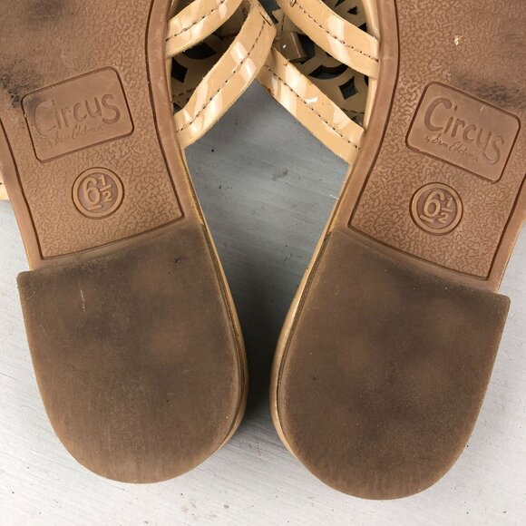 Circus Sam Edelman Women's Size 6.5 Canyon Tan Open Toe Medallion Flat Sandals - Picture 9 of 11